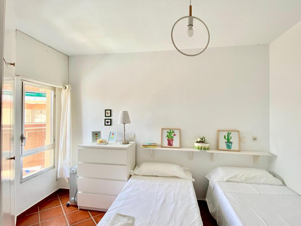 Genial Apartamento En 1A Linea De Playa Con Piscina Almunecar Ngoại thất bức ảnh